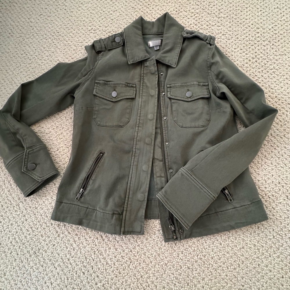 Amanda Boxy (not) Jacket - Picture 4 of 6